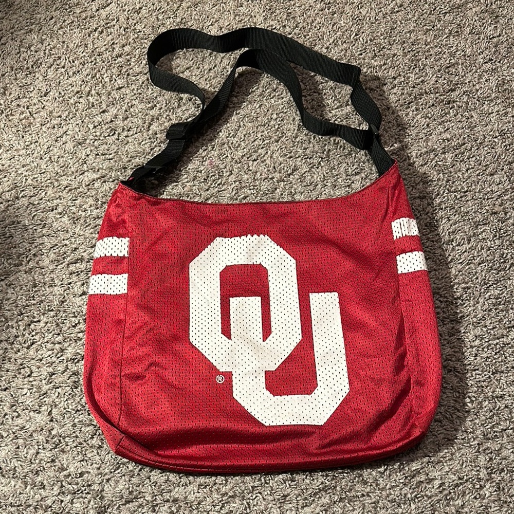 Oklahoma Sooners Red Crimson Purse‎ Hobo W Strap Zip Womens FAN •dom / box 32-1